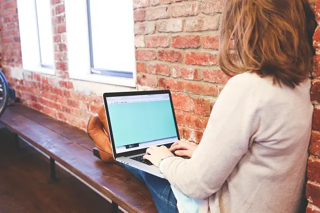 Comprendre les Tactiques de Telprospection pour Optimiser vos Résultats
